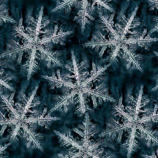 Schneekristalle blacklight  - 1 Stück = 2,60 Meter