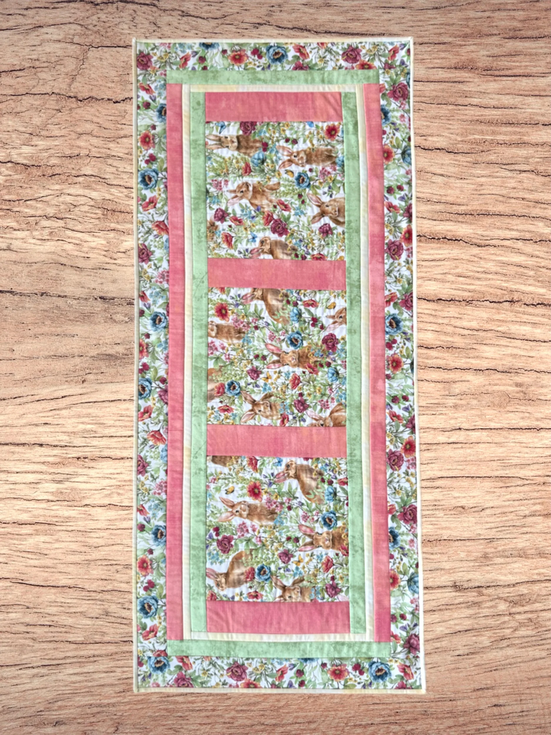 Tischläufer "Blumenhasen" - Quilt Kit