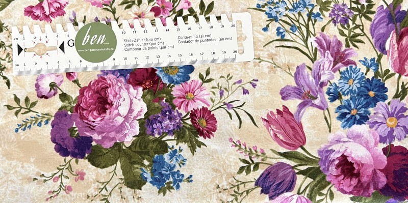romantisches Blumenbouquet auf creme - 1 Stück = 2,10 Meter